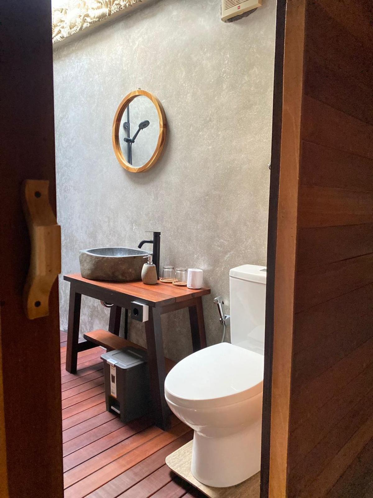 Putra'Lebah Amed Guest House Buitenkant foto